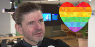 sacerdote gay