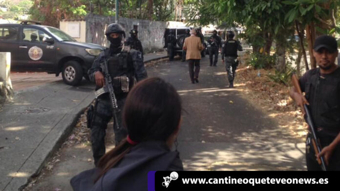 cantineoqueteveo -Periodistas fueron detenidos en Venezuela por cubrir caso Simonovis cantineoqueteveo -Periodistas fueron detenidos en Venezuela por cubrir caso Simonovis