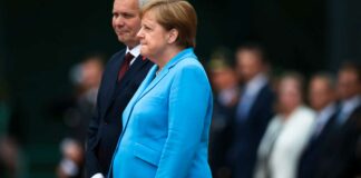 La canciller alemana Angela Merkel tembló por tercera vez en acto publico Cantineoqueteveo News - Angela-Merkel tiembla tercer acto