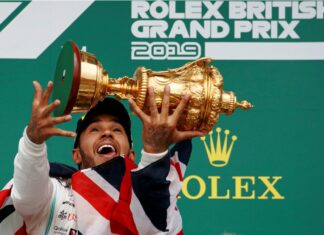 Hamilton mandó en casa y acrecentó ventaja en la Fórmula Uno (+ vídeo) Hamilton ganó en Silvestone - cantineo que te veo