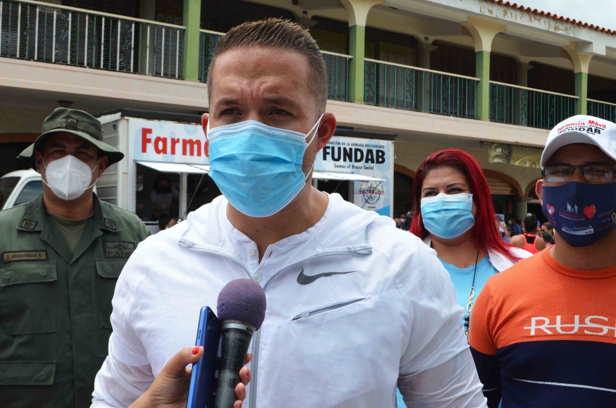 DESPLIEGUE DE FARMACIA MÓVIL EN NAGUANAGUA (ALCALDE) (22)