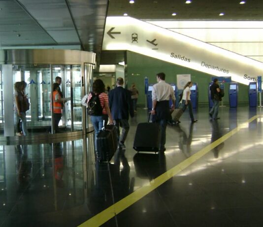 España: las restricciones de vuelos desde Brasil y Sudáfrica hasta el 3 de agosto restricciones de vuelos desde Brasil y Sudáfrica