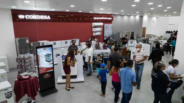 Aires-Acondicionados-Condesa-Multimax-Coro Aires Acondicionados Condesa - Manzur Dagga - Presidente de Condesa - Hermanos Dagga