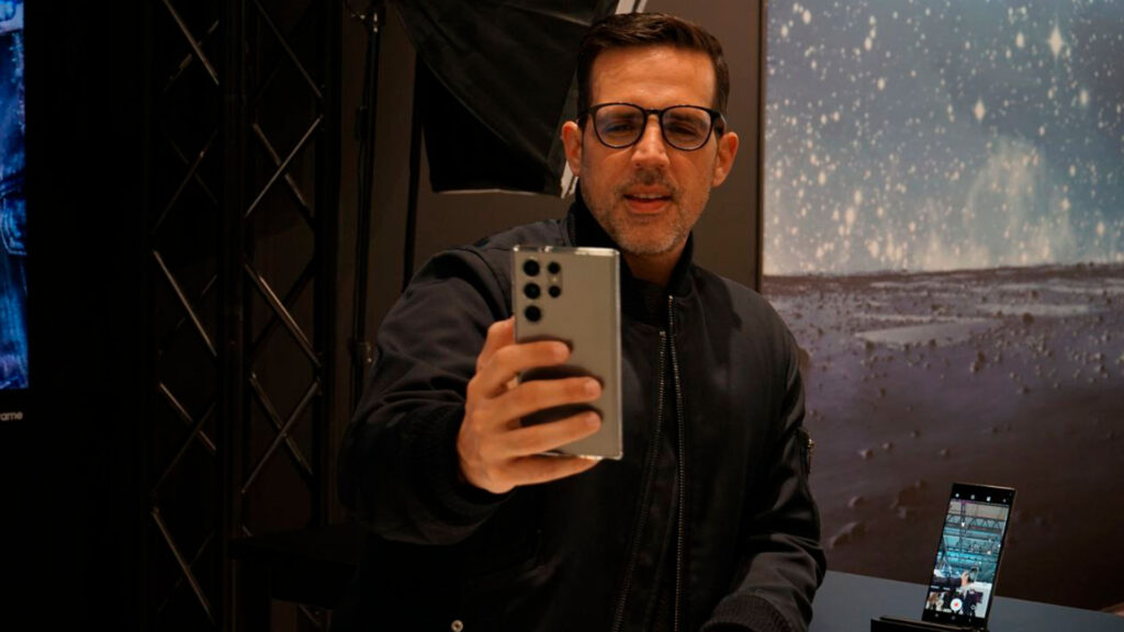 Luis Olavarrieta CLX Samsung