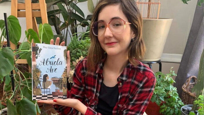 Venezolana en Chile triunfa al publicar novela con prestigiosa P Venezolana en Chile publica novela